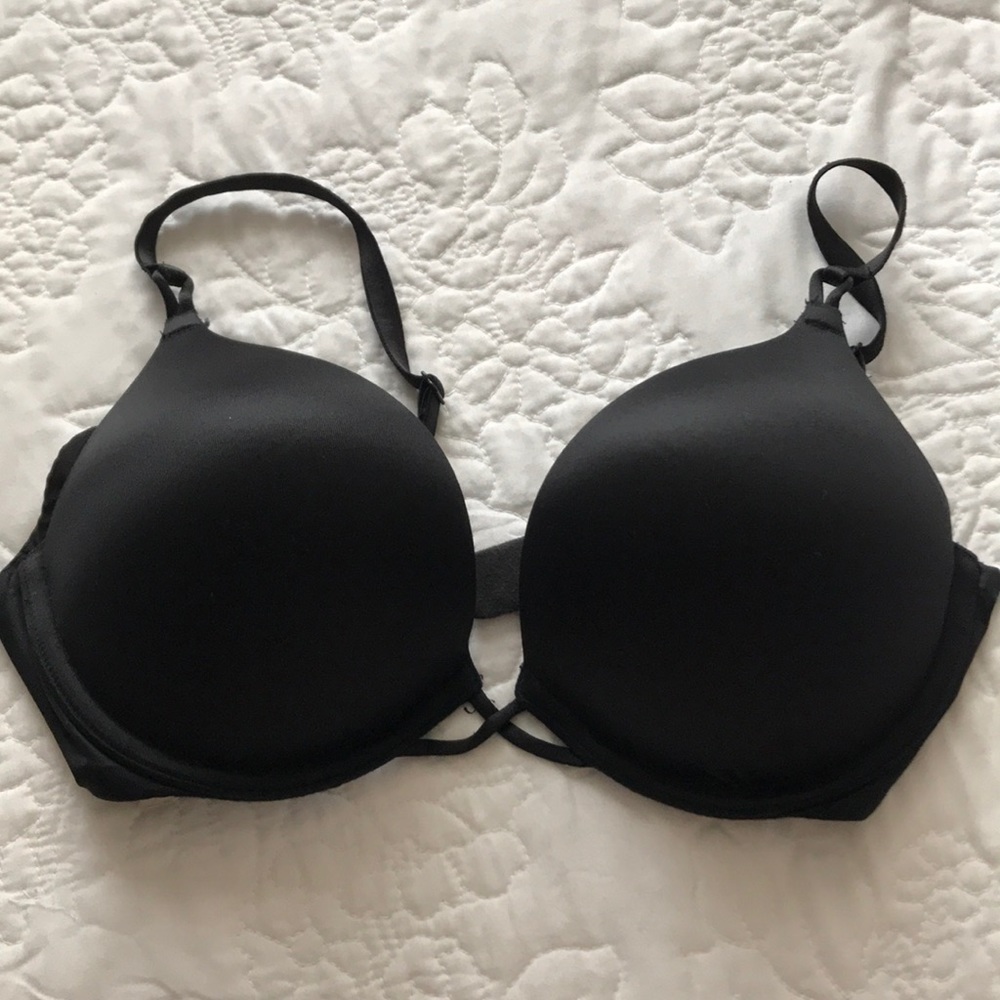 Victoria’s secret bombshell bra